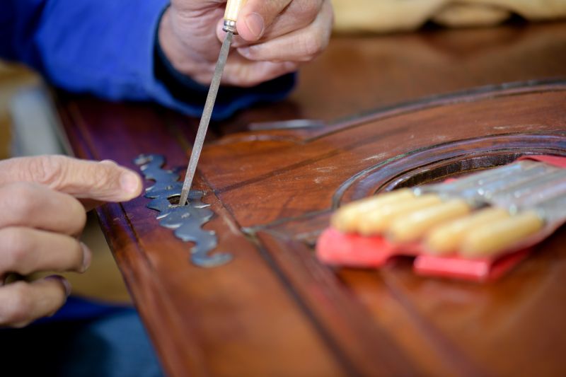 Wood Furniture Refinishing detail